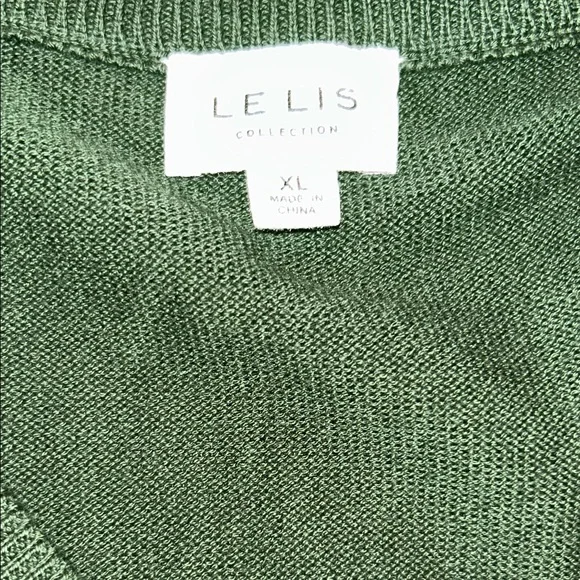 LE LIS sz XL Green Knit Cotton blend V-neck Sweater NWOTS - Picture 5 of 9